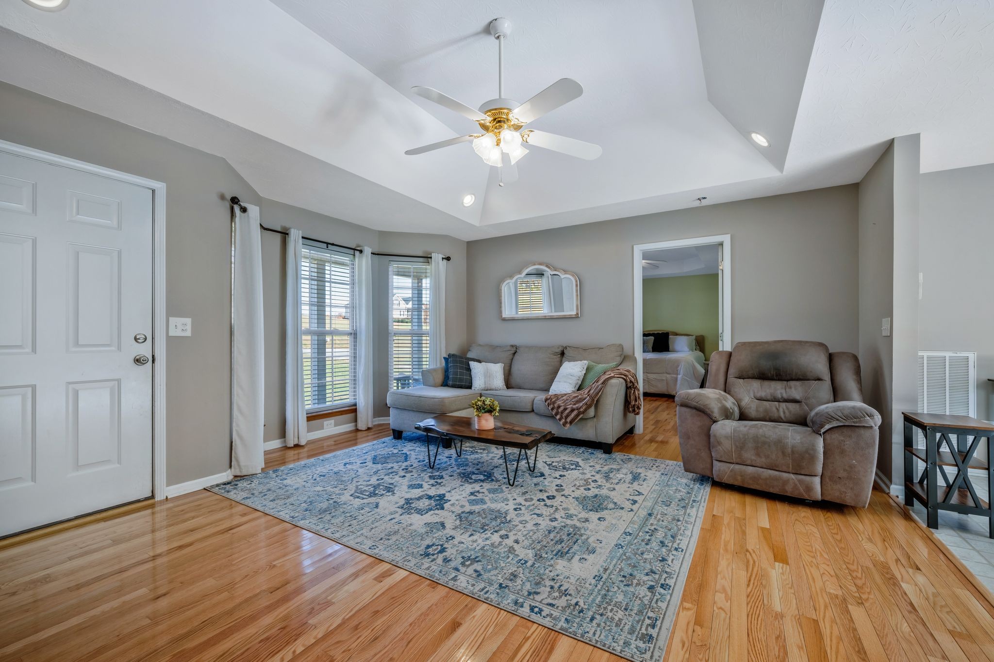 1427 St Paul Road Charlotte, TN 37036 - Photo 4 of 38