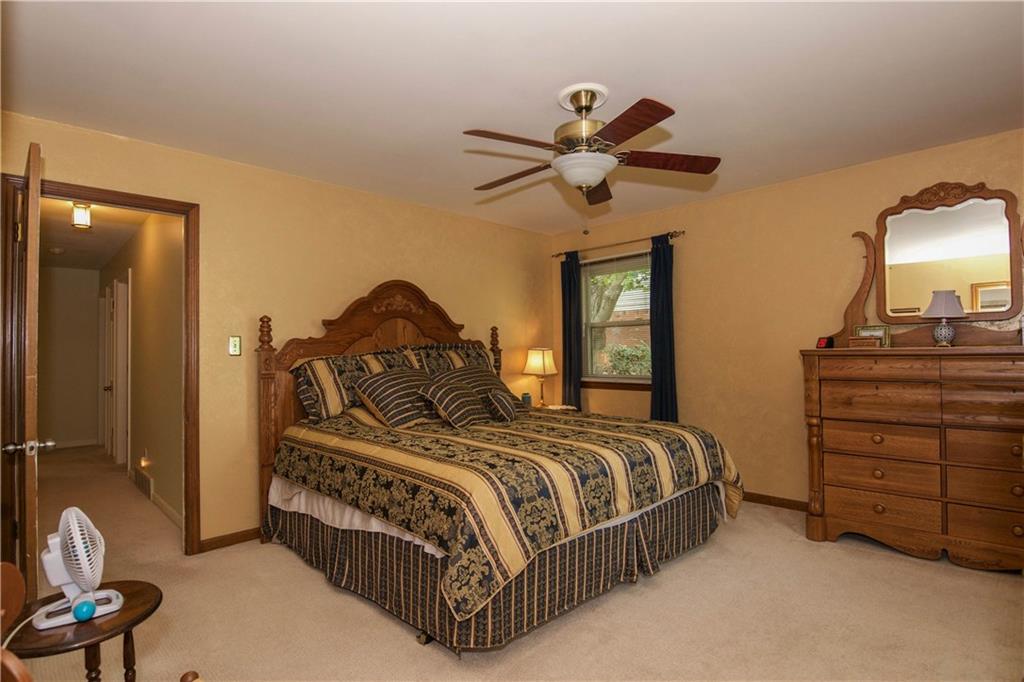 7224 Moorgate Road Indianapolis, IN 46250 - Photo 11 of 20 Gallery Image 11