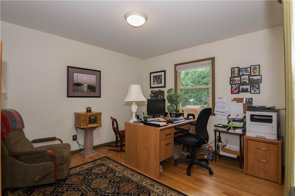 7224 Moorgate Road Indianapolis, IN 46250 - Photo 16 of 20 Gallery Image 16