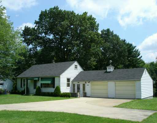 2996 Ivanhoe Road Sharpsville, PA 16150 - Photo 1 of 8 Exterior Front.