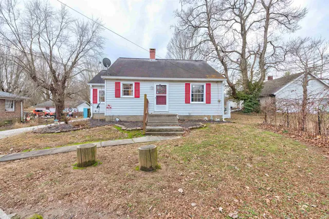 $149,000 | 1013 North Main Street, Winslow, IN 47598