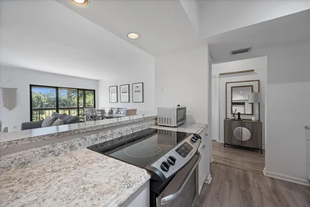 $549,900 | 13334 Polo Club Road, Unit 304, Wellington, FL 33414