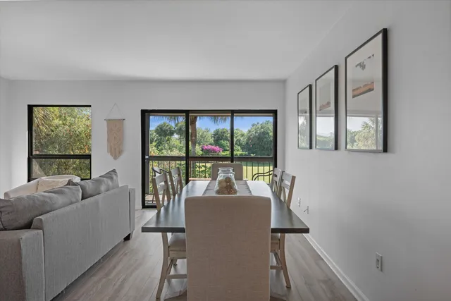 $549,900 | 13334 Polo Club Road, Unit 304, Wellington, FL 33414