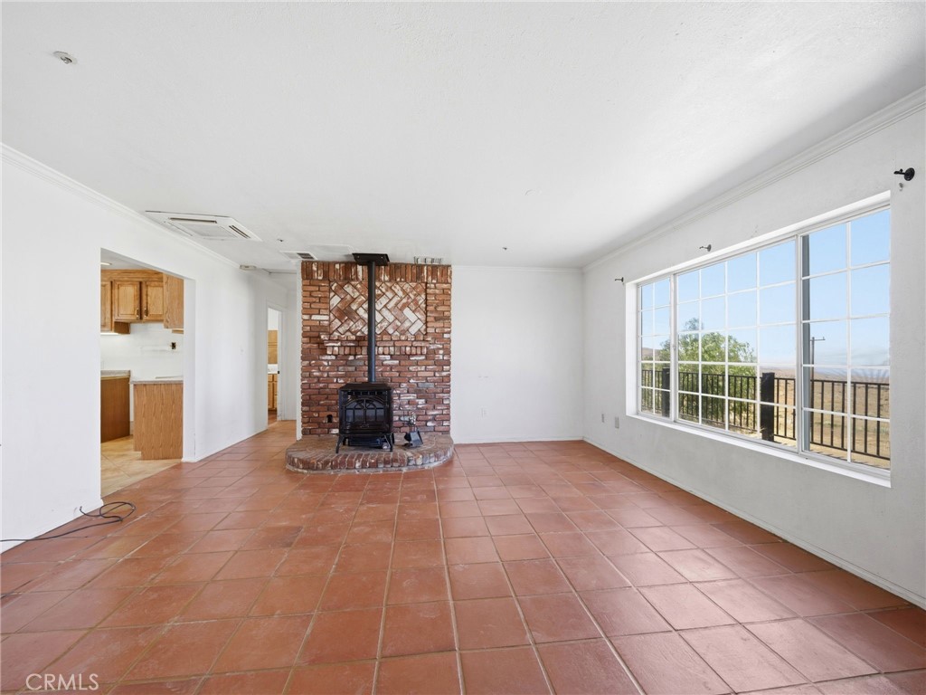 29935 Maypath Road Juniper Hills, CA 93543 - Photo 17 of 65