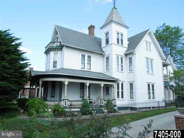 266 York Street Hanover, PA 17331 - Photo 1 of 36 Gallery Image 1