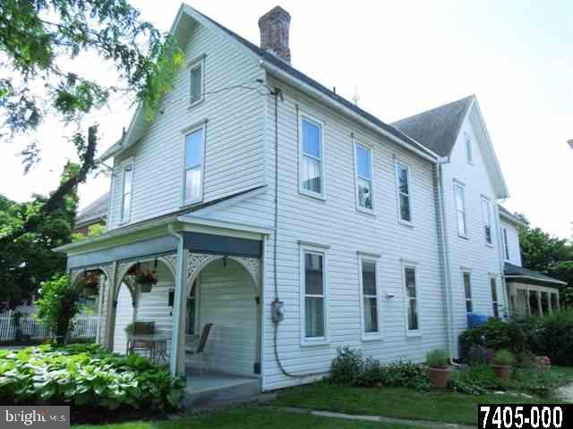 266 York Street Hanover, PA 17331 - Photo 9 of 36 Gallery Image 9
