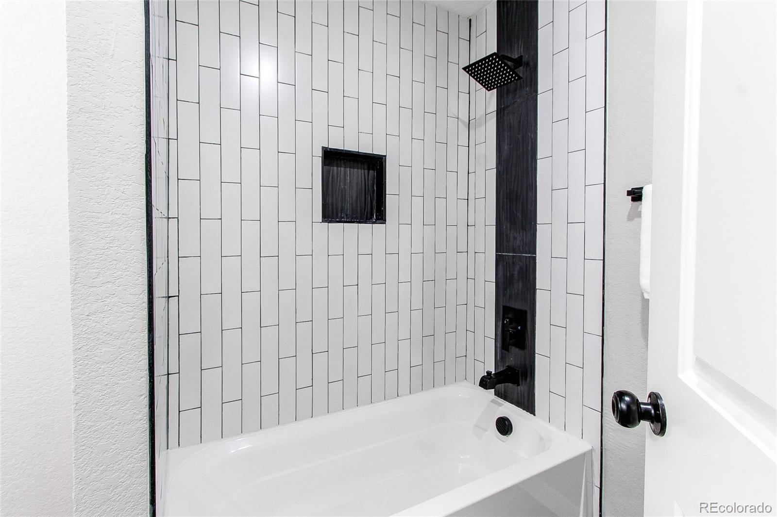 9236 County Road 7 Longmont, CO 80504 - Photo 27 of 48