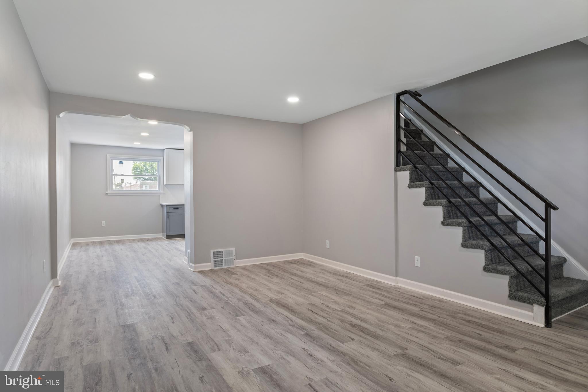 710 Grant Road Folcroft, PA 19032 - Photo 5 of 32 Gallery Image 5