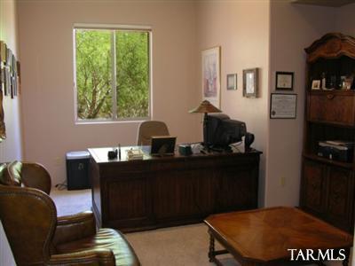 621 West Kachina Ridge Place Tucson, AZ 85755 - Photo 8 of 10