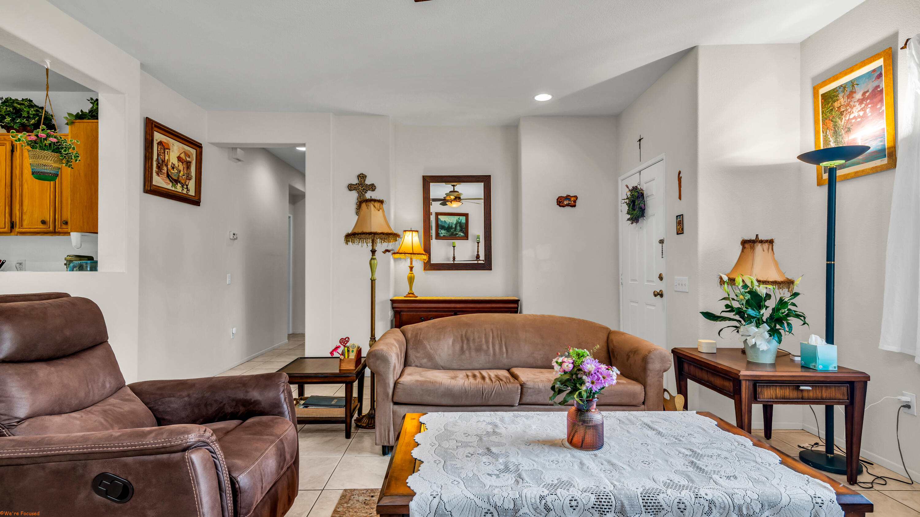 83644 Jaderock Road Coachella, CA 92236 - Photo 6 of 42 a living room with furniture and flowers