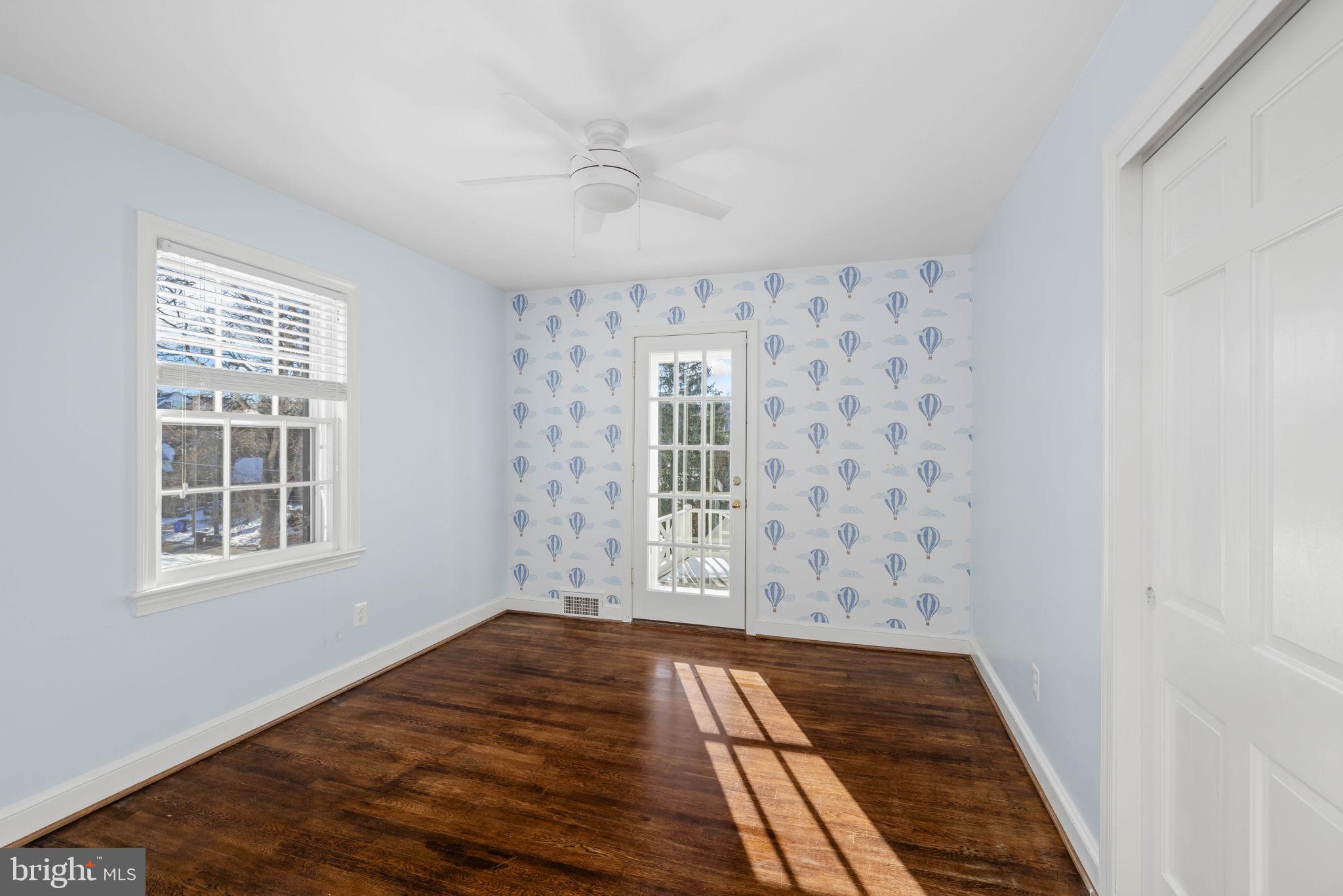 4545 32nd Road North Arlington, VA 22207 - Photo 41 of 73 2nd level Bedroom #3 (wall paper can peel off)