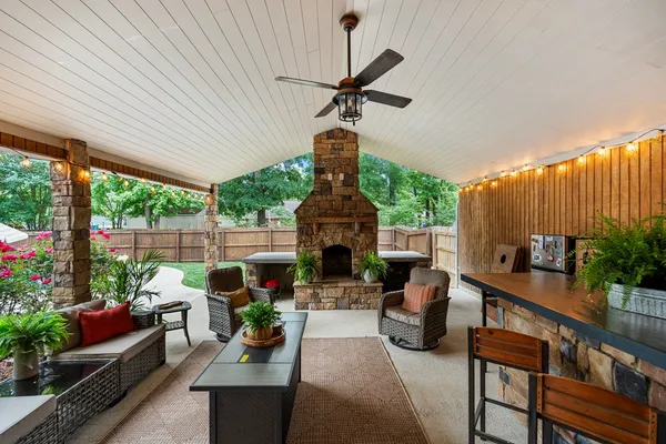 $494,900 | 361 Holland Loop, Smiths Station, AL 36877