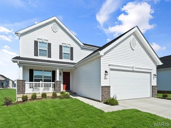 $346,955 | 18414 Boone Rdg Mnr Drive, Truesdale, MO 63380