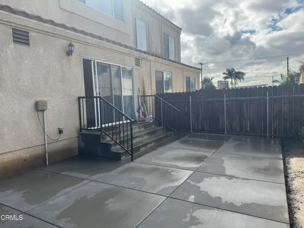 $3,300 | 3115 Banning Avenue, Unit B, Lynwood, CA 90262