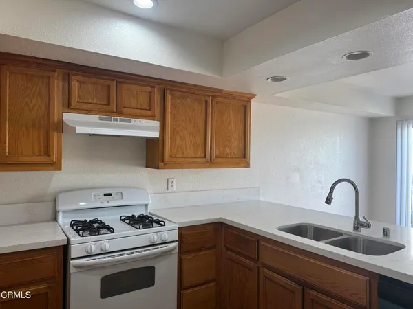 $3,300 | 3115 Banning Avenue, Unit B, Lynwood, CA 90262