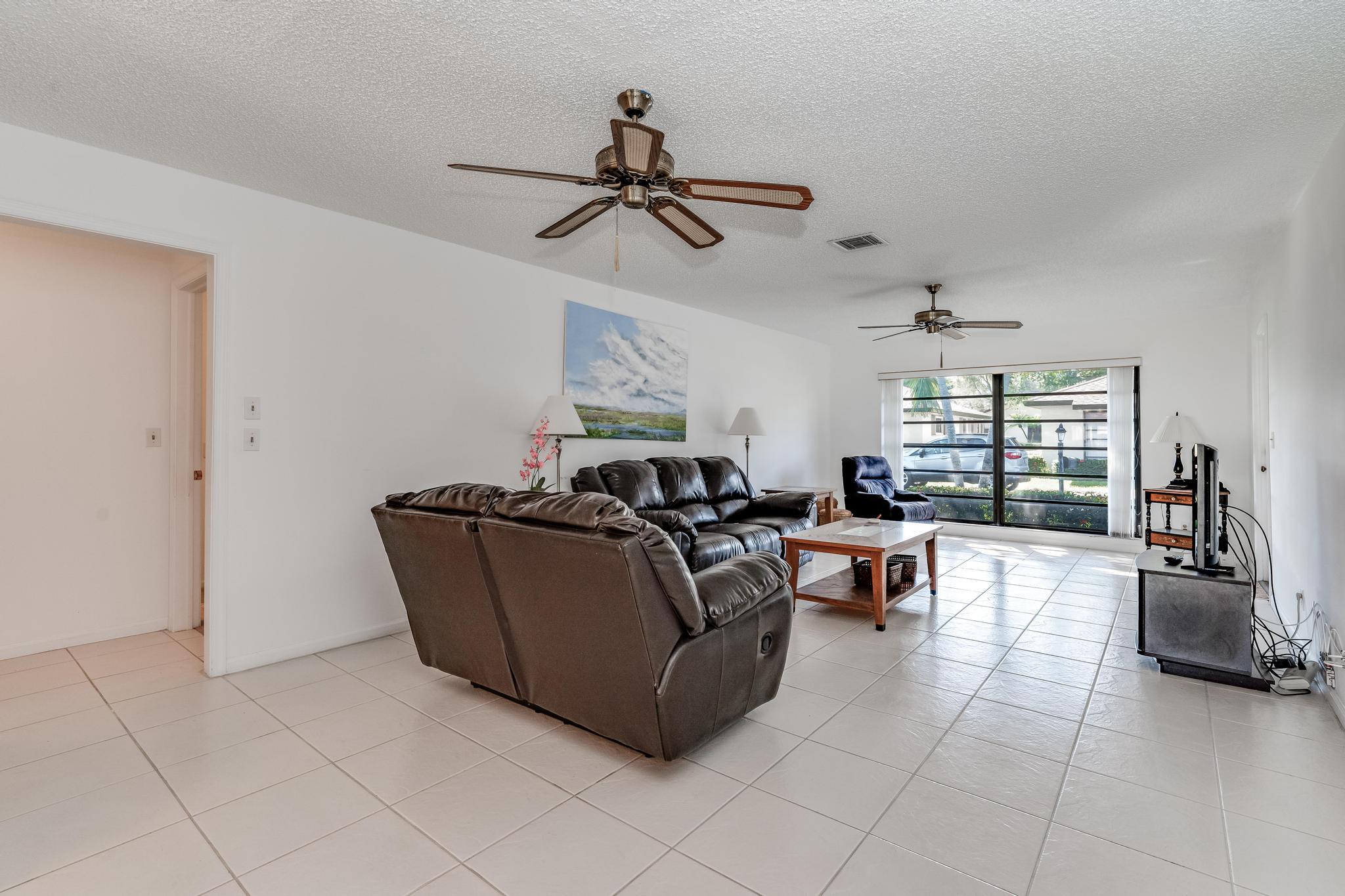 4869 Equestrian Road, Unit B Boynton Beach, FL 33436 - Photo 3 of 21 Huge Family Room