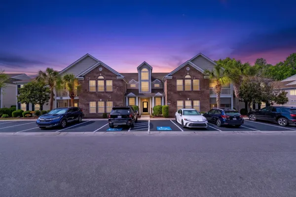 $274,900 | 4654 Fringetree Drive, Unit 7E, Murrells Inlet, SC 29576