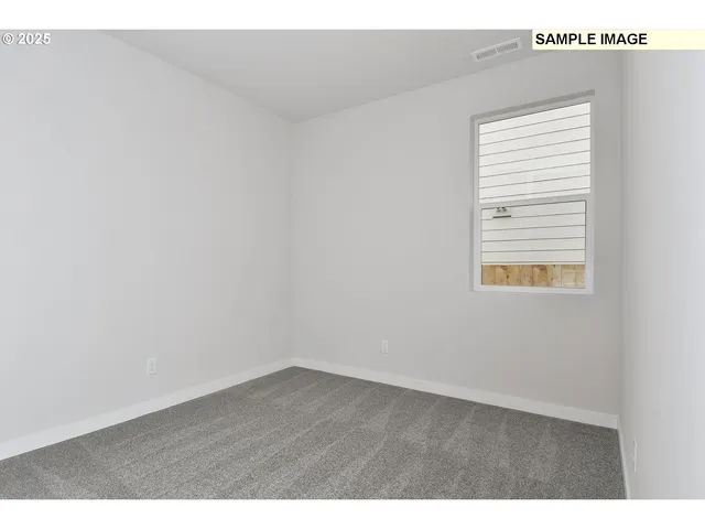 $469,900 | 1385 Owl Avenue, Woodburn, OR 97071