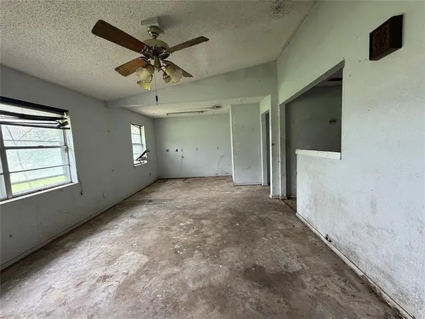 $139,000 | 1490 County Road, Paris, TX 75462