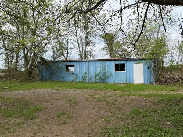 $139,000 | 1490 County Road, Paris, TX 75462