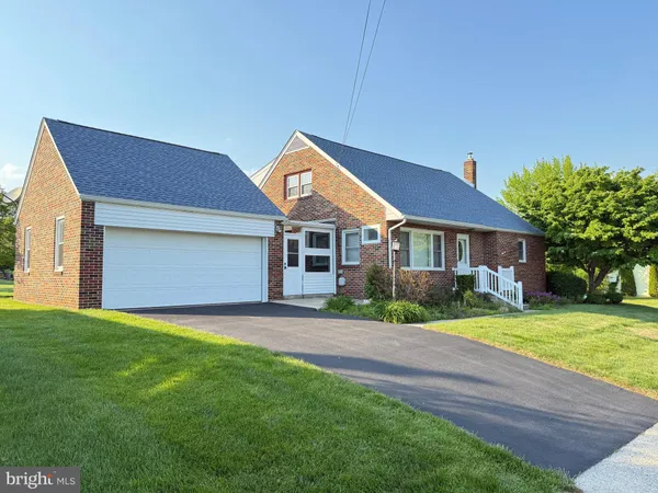 $284,900 | 1405 Meade Street, Reading, PA 19607