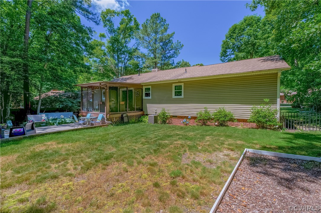 5423 Ridgerun Terrace Chesterfield, VA 23832 - Photo 7 of 33 a view of a house with backyard sitting area and garden