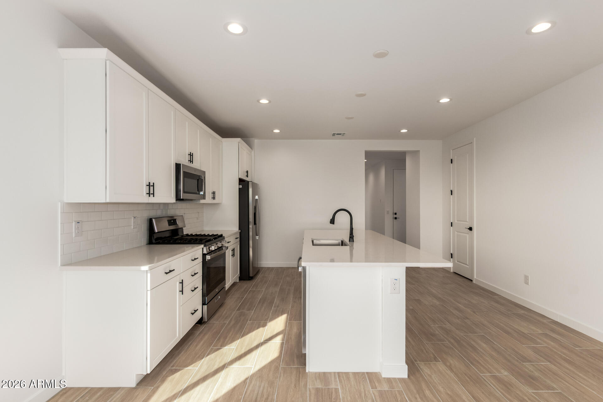 8033 West Granada Road Phoenix, AZ 85035 - Photo 4 of 38 11-Granada