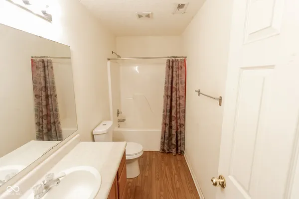 $304,999 | 11614 Brook Bay Lane, Indianapolis, IN 46229