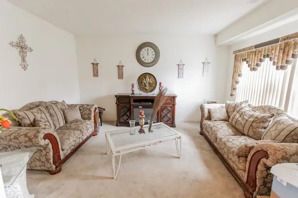 $304,999 | 11614 Brook Bay Lane, Indianapolis, IN 46229
