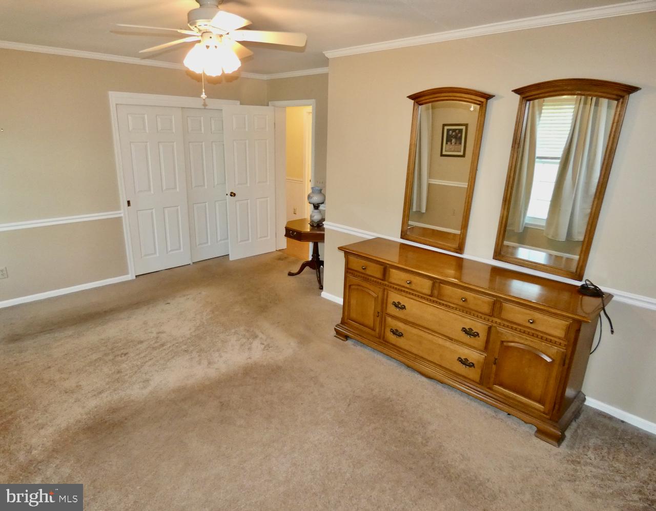 260 Clarks Corner Road New Castle, DE 19720 - Photo 39 of 85 Spacious room with classic charm.