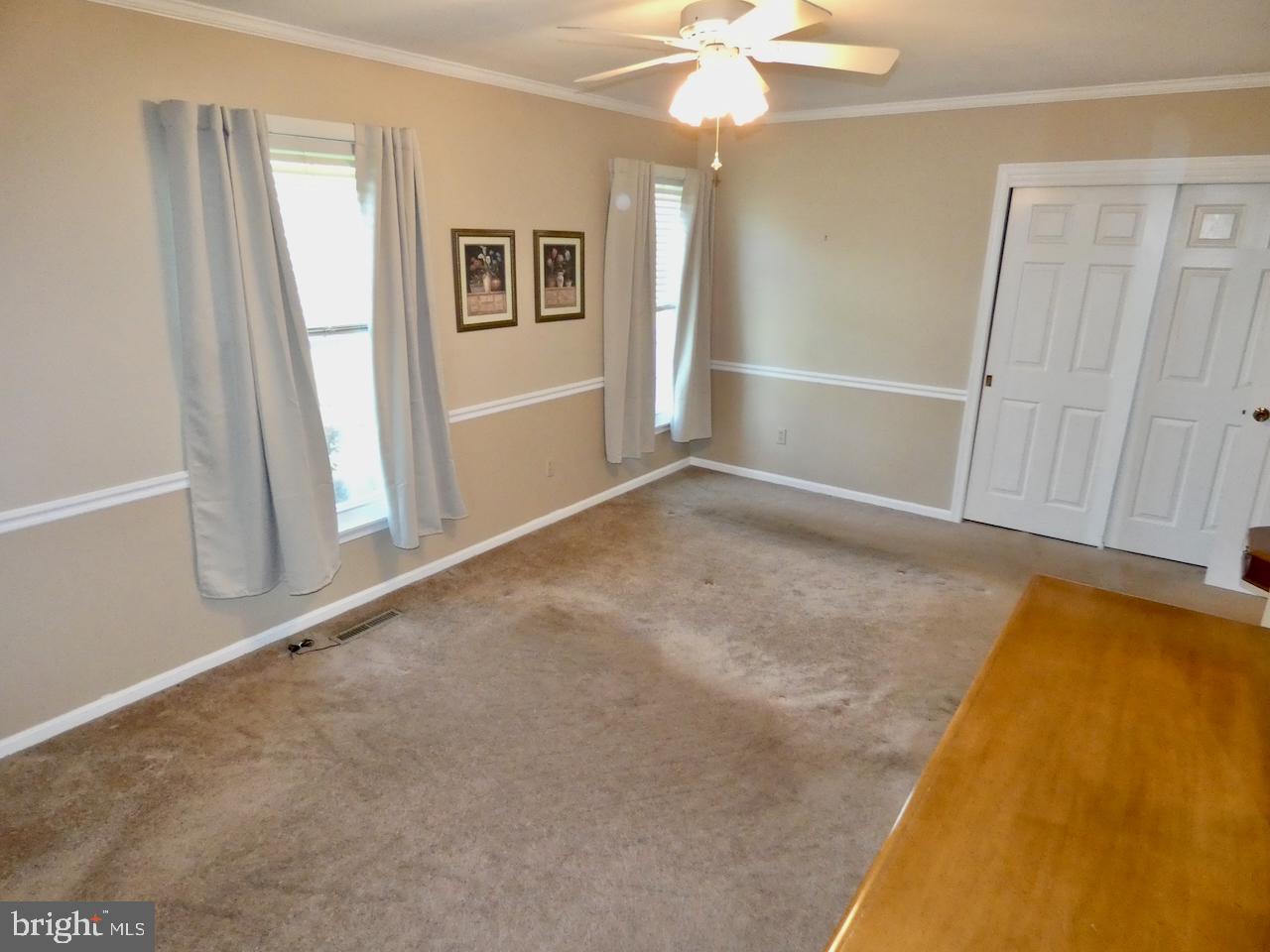 260 Clarks Corner Road New Castle, DE 19720 - Photo 40 of 85 Spacious room with natural light.
