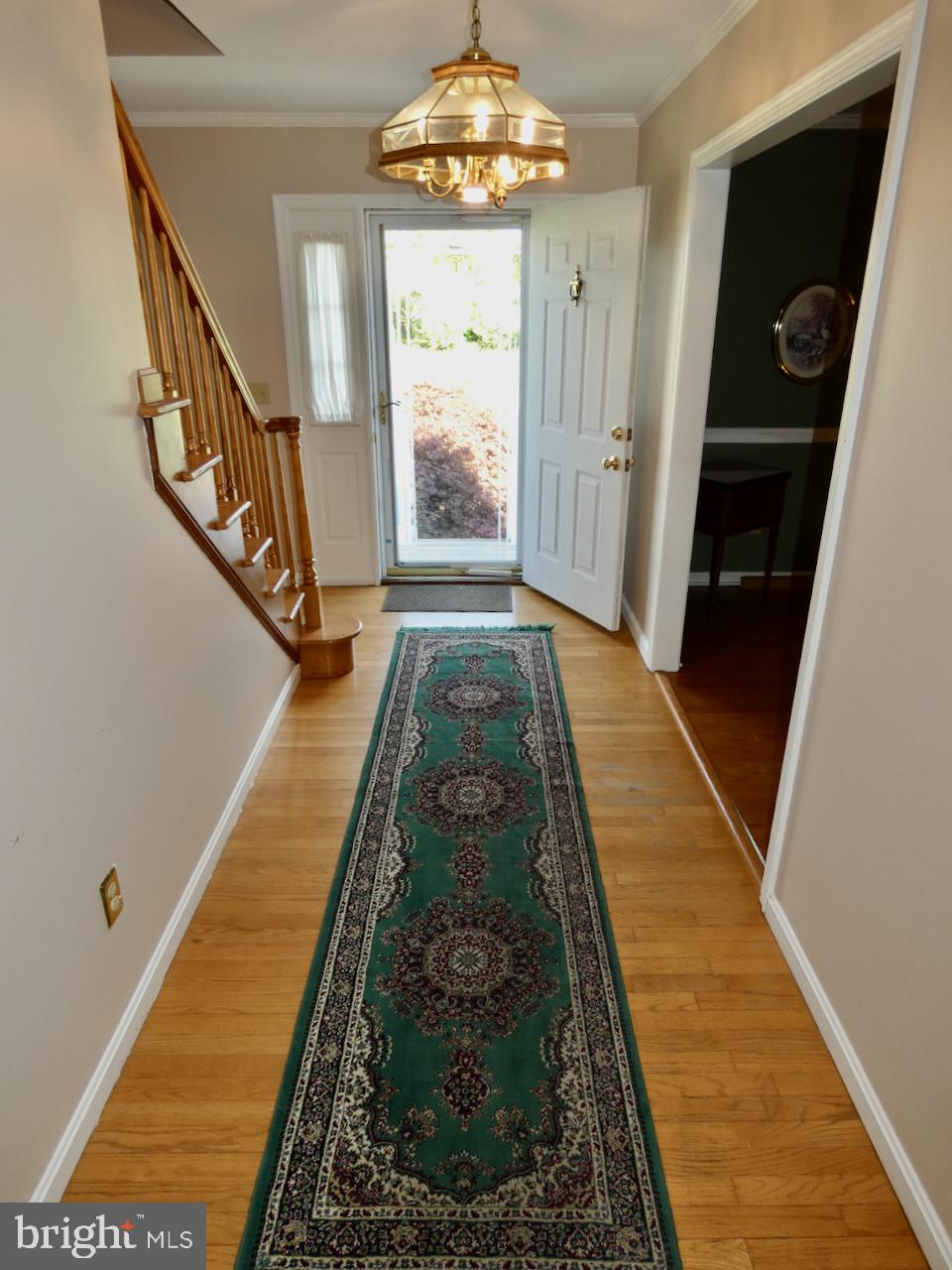 260 Clarks Corner Road New Castle, DE 19720 - Photo 6 of 85 Inviting entrance with elegant charm.