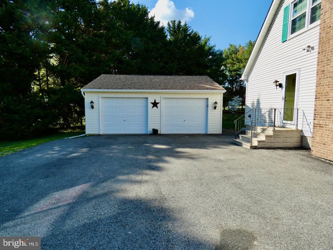260 Clarks Corner Road New Castle, DE 19720 - Photo 71 of 85 Charming garage with rustic appeal.