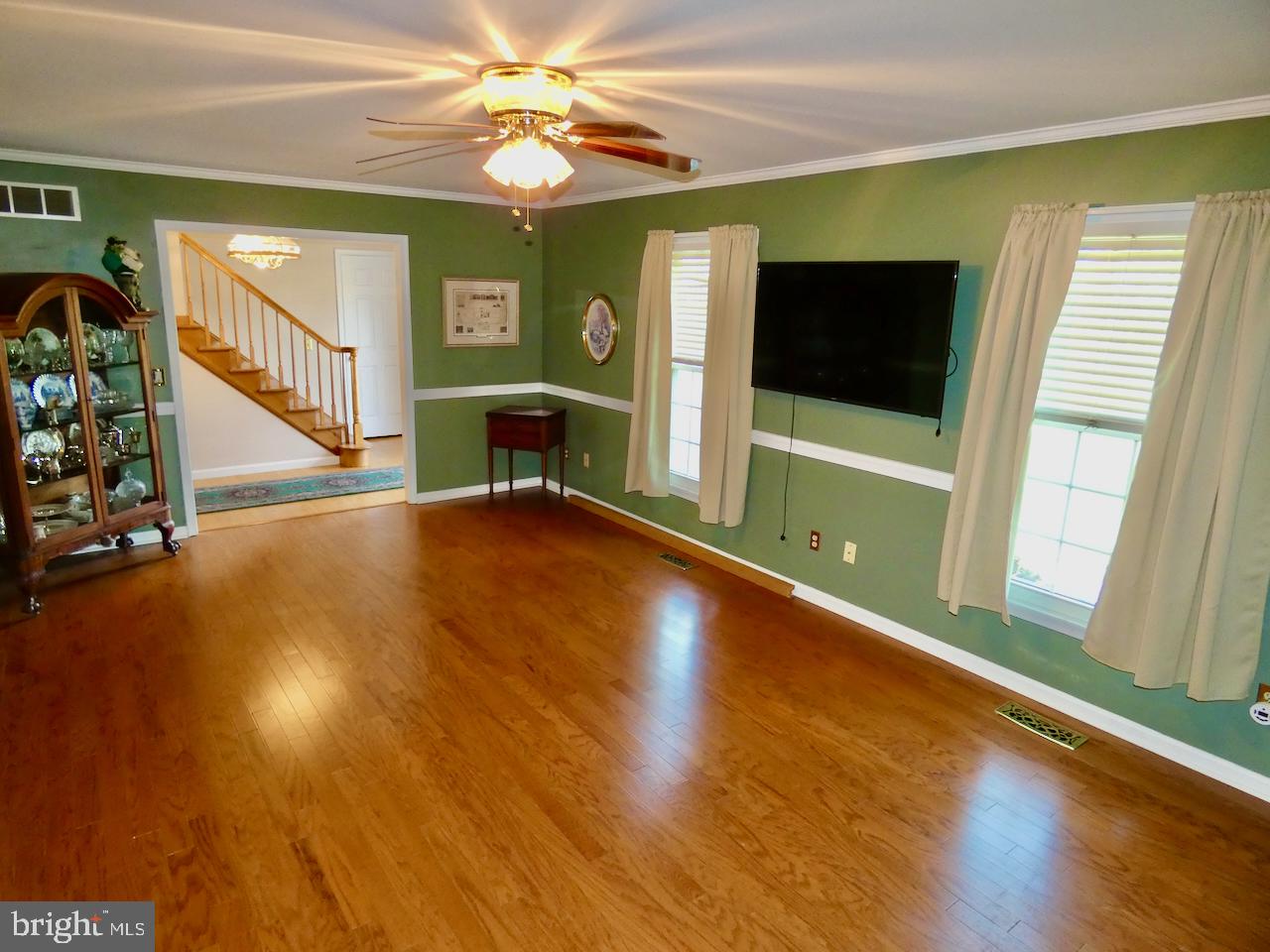 260 Clarks Corner Road New Castle, DE 19720 - Photo 9 of 85 Inviting space with warm wood tones.