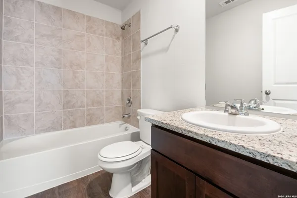 $1,950 | 6623 Whisper Pond, San Antonio, TX 78252