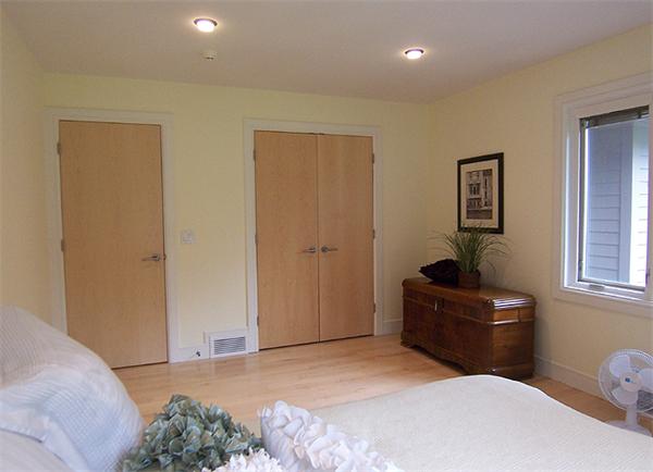62 Prynne Ridge Road Longmeadow, MA 01106 - Photo 23 of 30 a bedroom with a bed and wooden floor