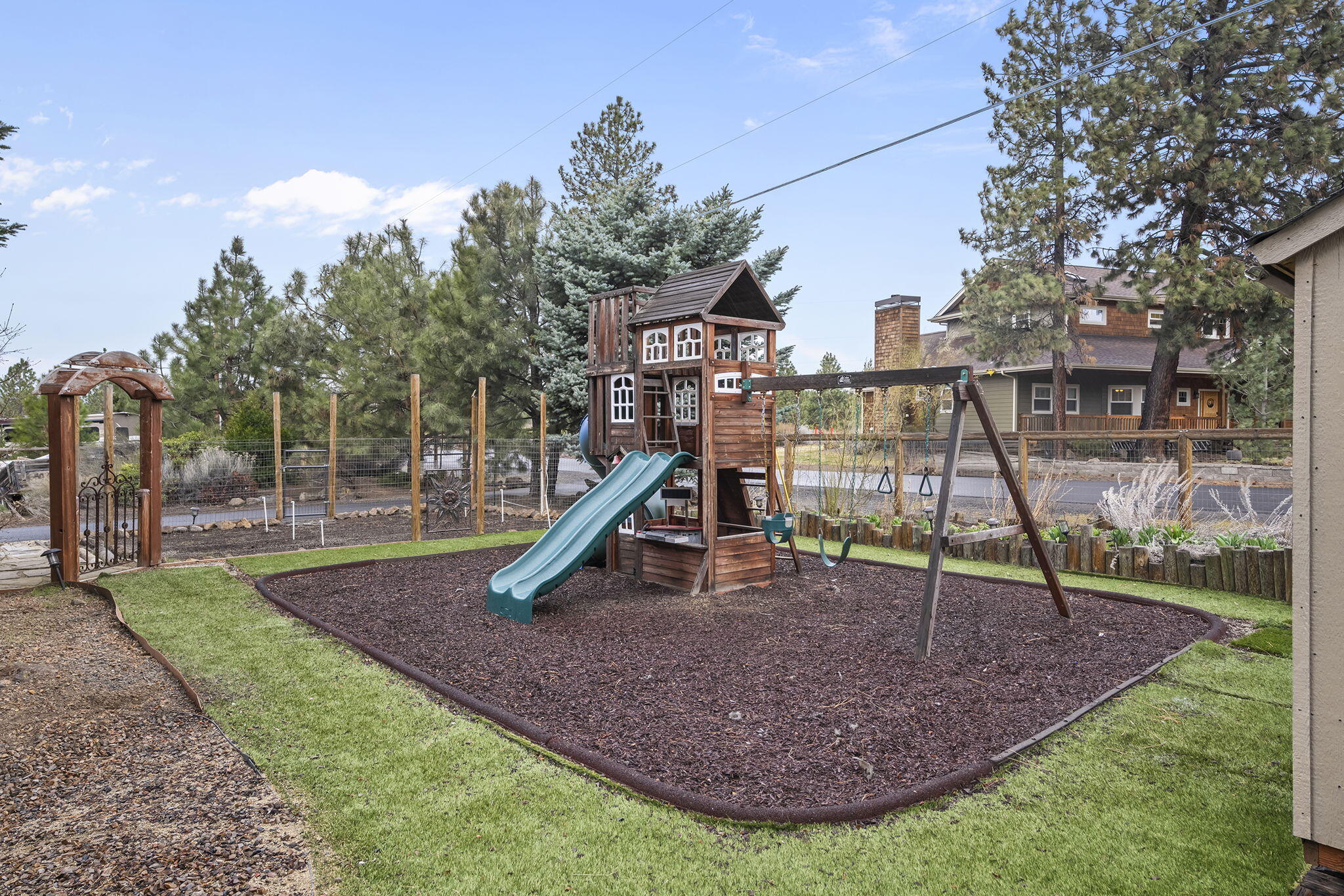 19415 West Campbell Road Bend, OR 97702 - Photo 36 of 46 39-web-or-mls-_DSC3349