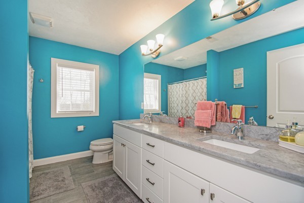 14 Forbes Road Hudson, MA 01749 - Photo 24 of 30 Gallery Image 24