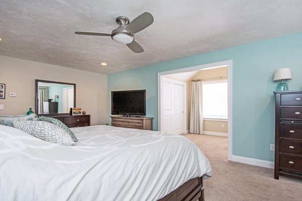 14 Forbes Road Hudson, MA 01749 - Photo 26 of 30 Gallery Image 26