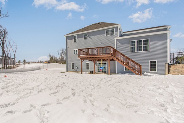 14 Forbes Road Hudson, MA 01749 - Photo 28 of 30 Gallery Image 28