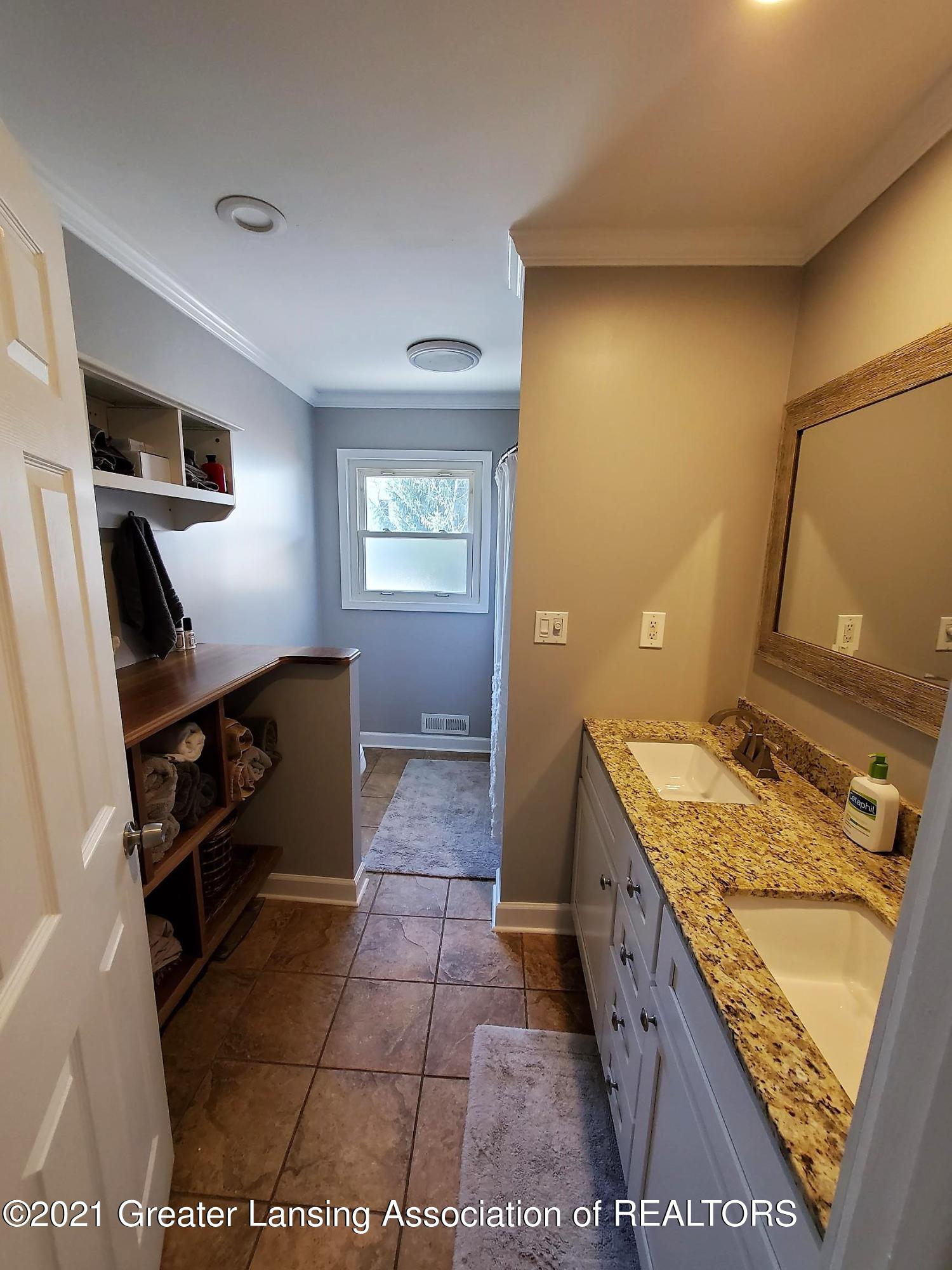 7480 Coleman Road East Lansing, MI 48823 - Photo 14 of 21 IN9
