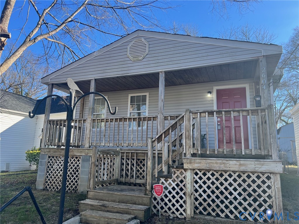 2604 Perry Street Richmond, VA 23225 - Photo 2 of 30 front view of a house with a door