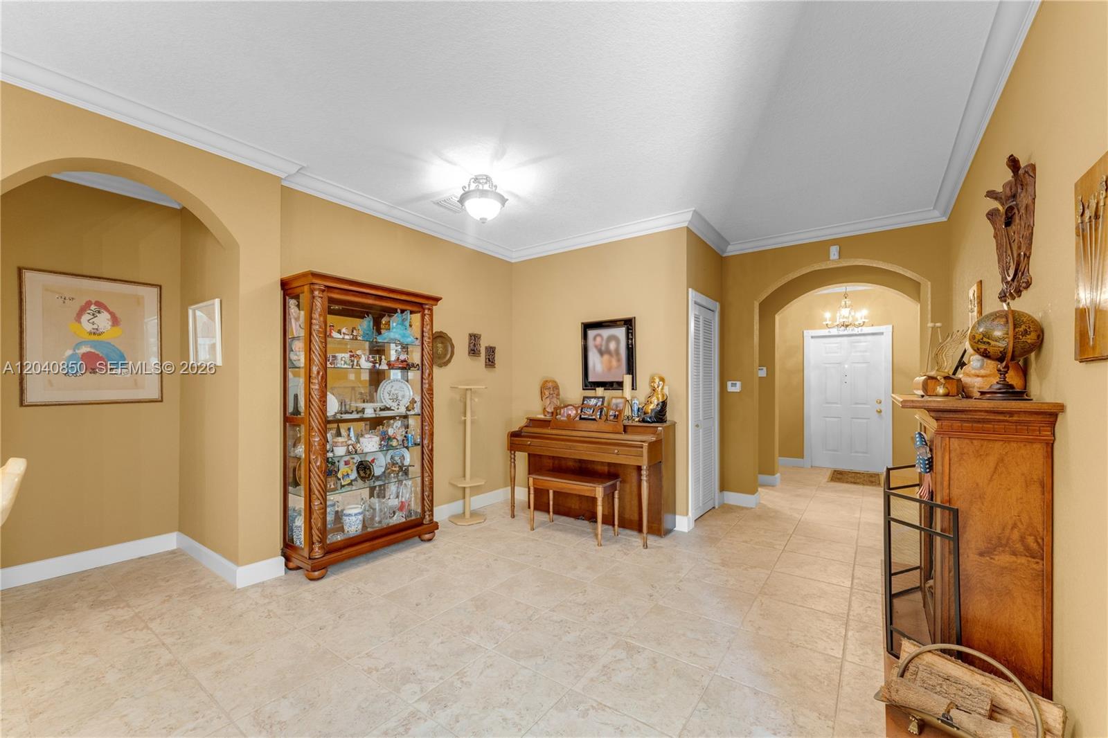 22548 Southwest 102nd Path Cutler Bay, FL 33190 - Photo 4 of 28