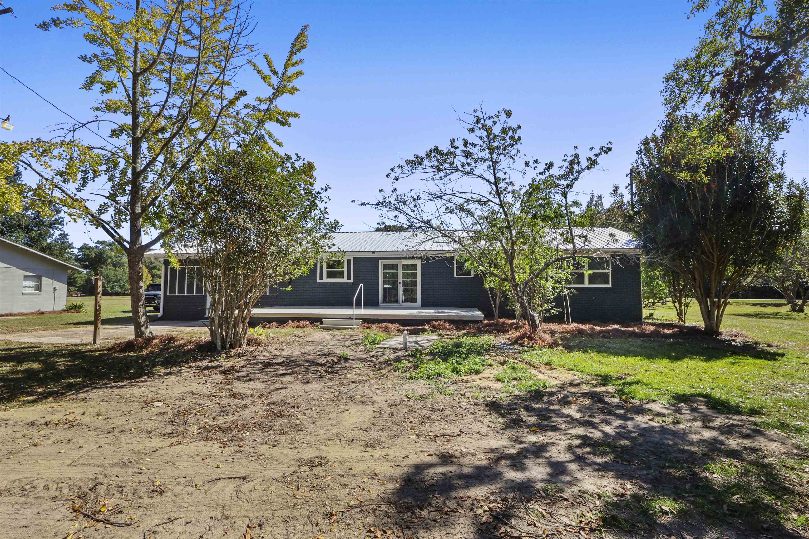 14035 Hoecake Road Bristol, FL 32321 - Photo 7 of 22