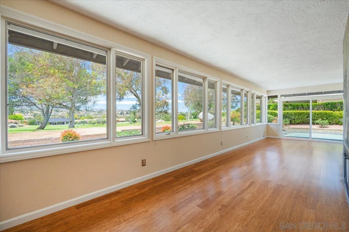 12384 Grandee Road San Diego, CA 92128 - Photo 9 of 48