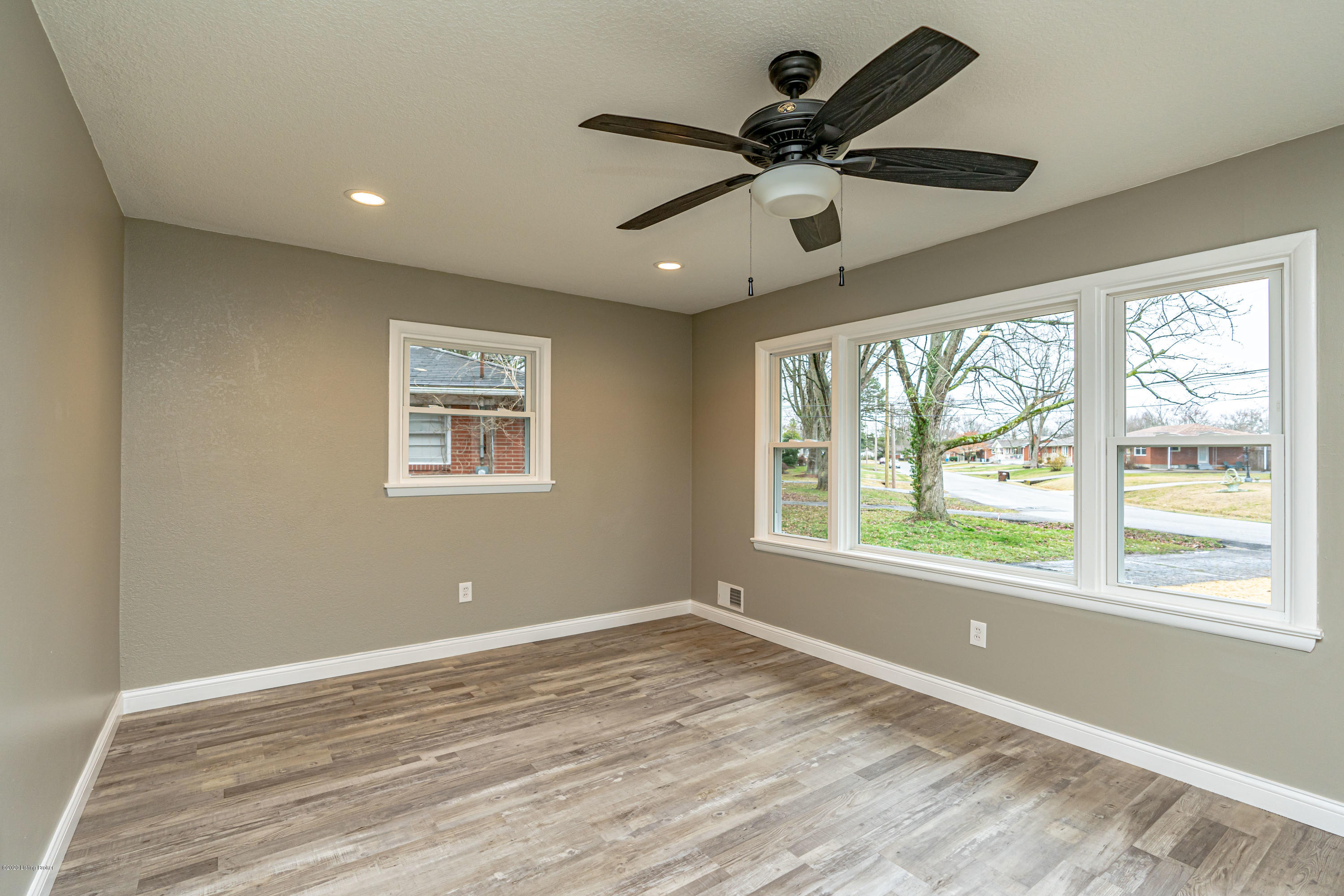 6315 Hunters Grove Road Louisville, KY 40216 - Photo 52 of 61 DSC00292