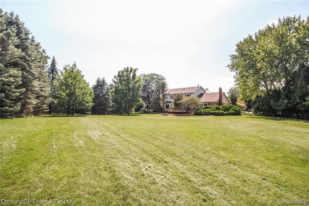 1142 Greenleaf Drive Rochester Hills, MI 48309 - Photo 50 of 55