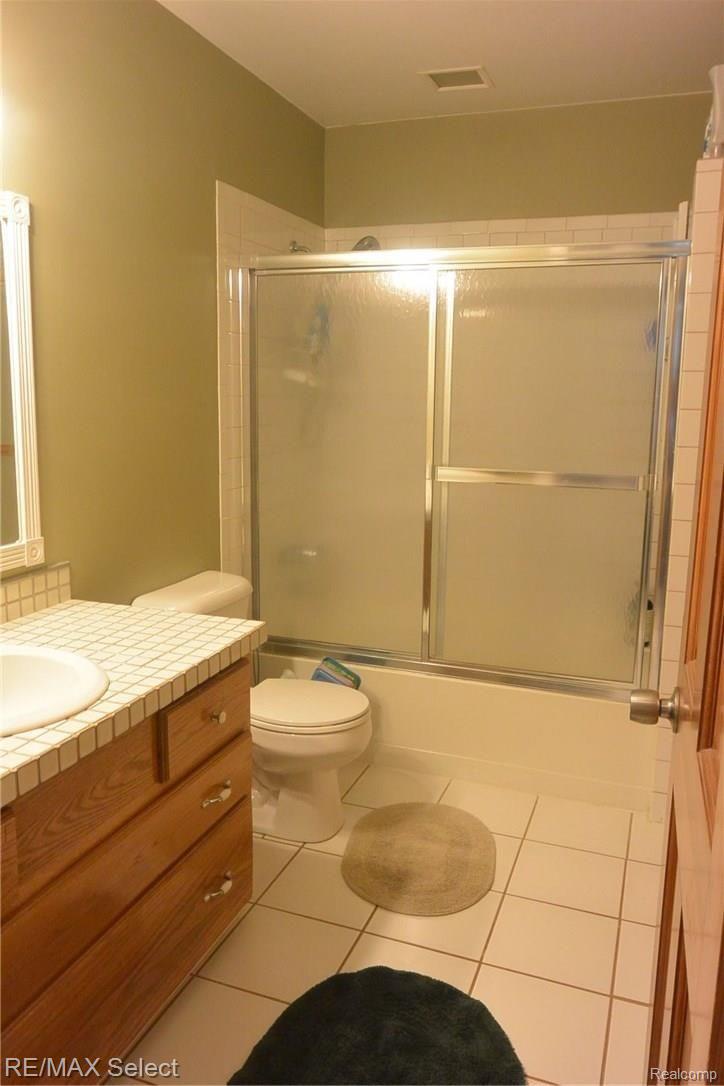 11501 West Frances Road Flushing, MI 48433 - Photo 15 of 28 DSC_2100.JPG