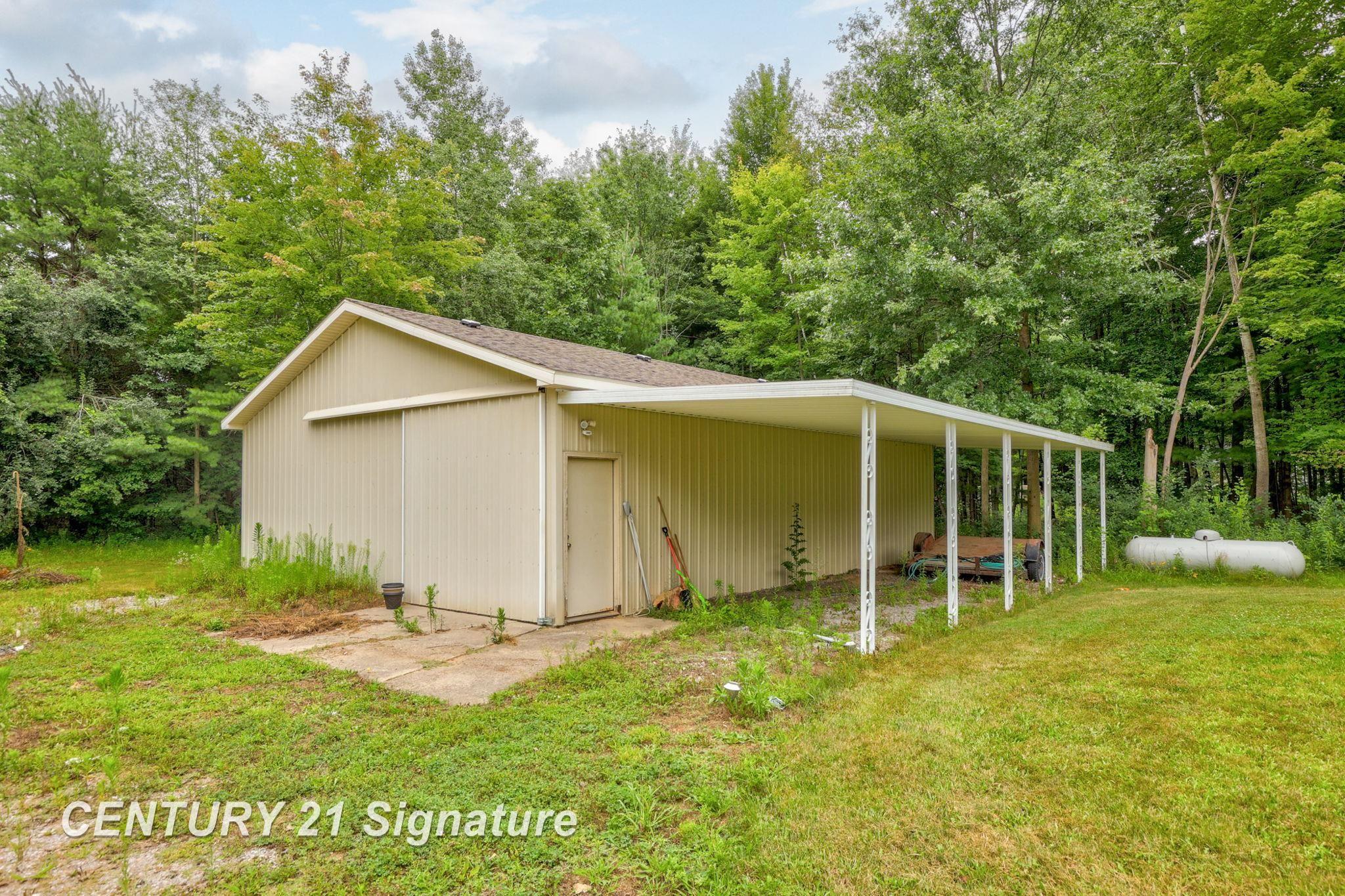 7701 Busch Road Birch Run, MI 48415 - Photo 35 of 61