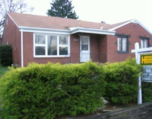 1821 Greentree Road Pittsburgh, PA 15220 - Photo 1 of 8 Exterior Front.